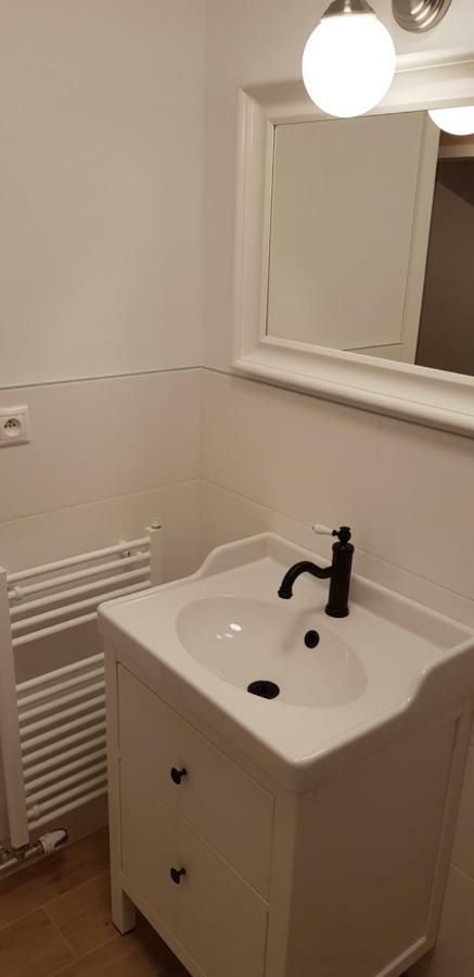 Panorama Apartmens เตร็นชีน ภายนอก รูปภาพ